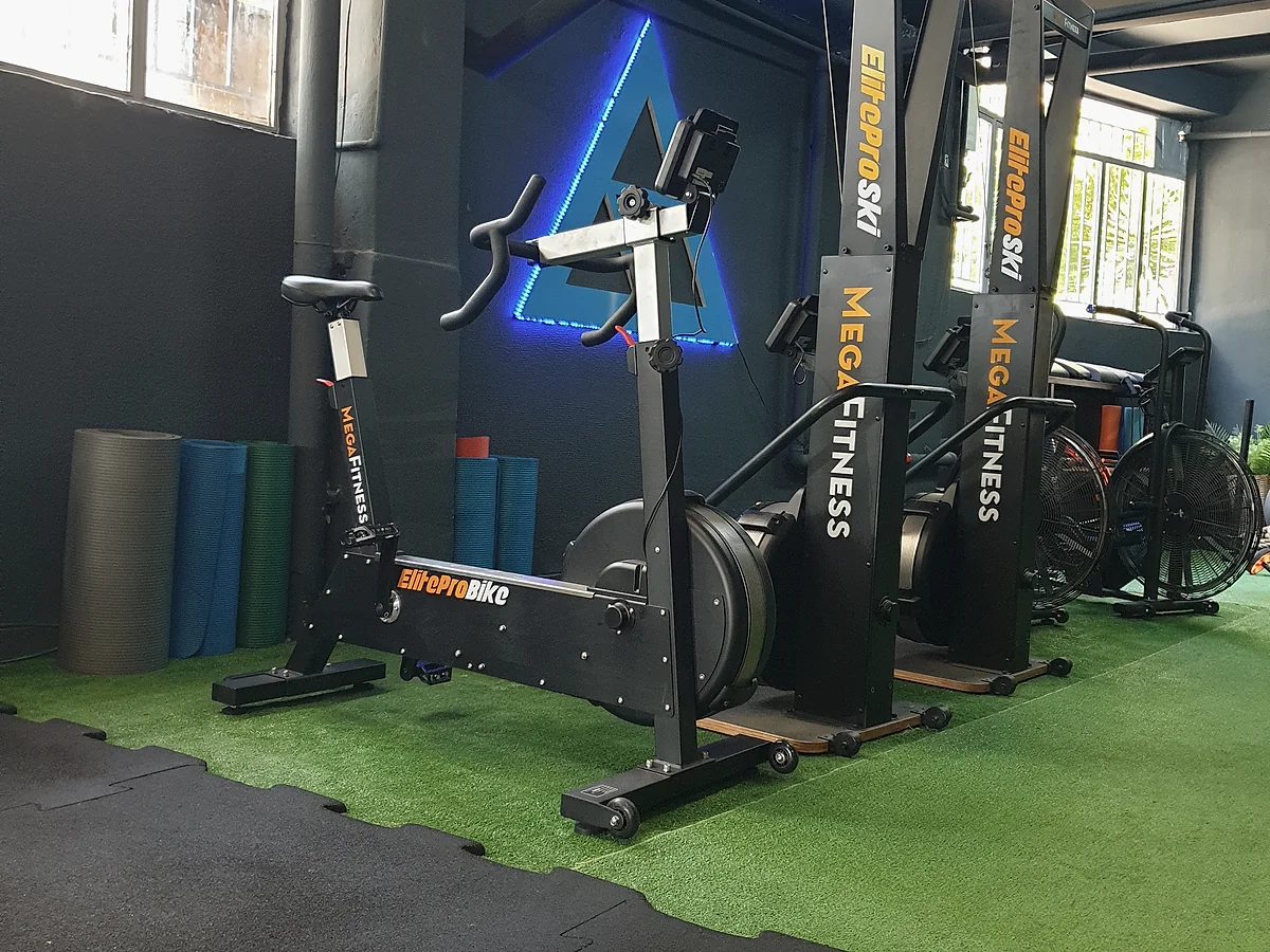 Εξοπλισμός conditioning και cardio
